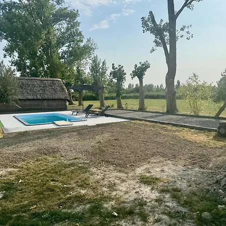 La Bourrine Le Perrier